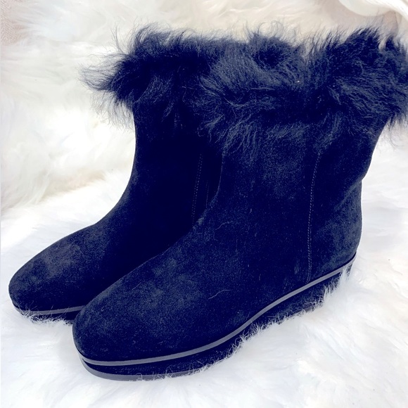 TORY BURCH BOOT GORGEOUS SUEDE,FUR & SHERLING STYLE WEDGE HEEL NWOT SIDE ZIPPER - Picture 4 of 6